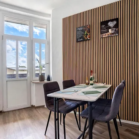 公寓 Ferienwohnung Chemnitz City *