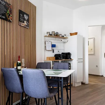 아파트 Ferienwohnung Chemnitz City *